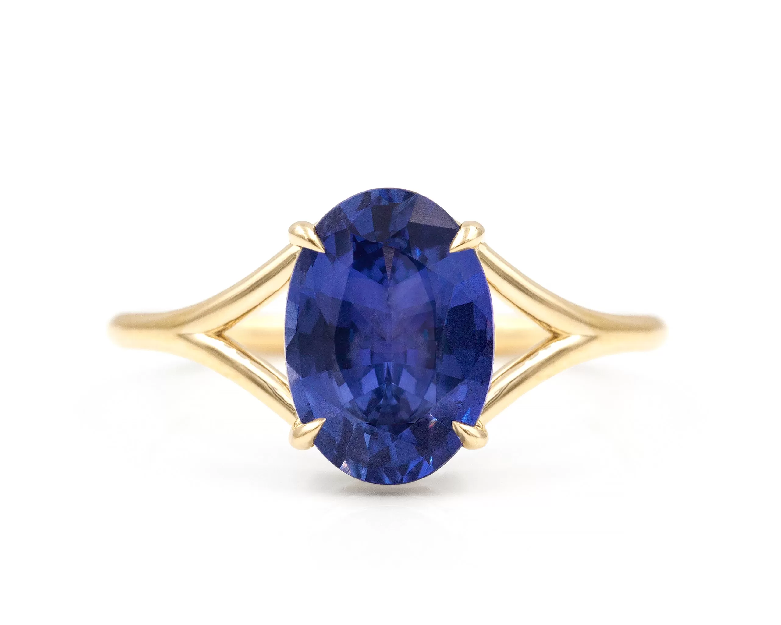 2.88-Carat Oval Sapphire Gemma Ring