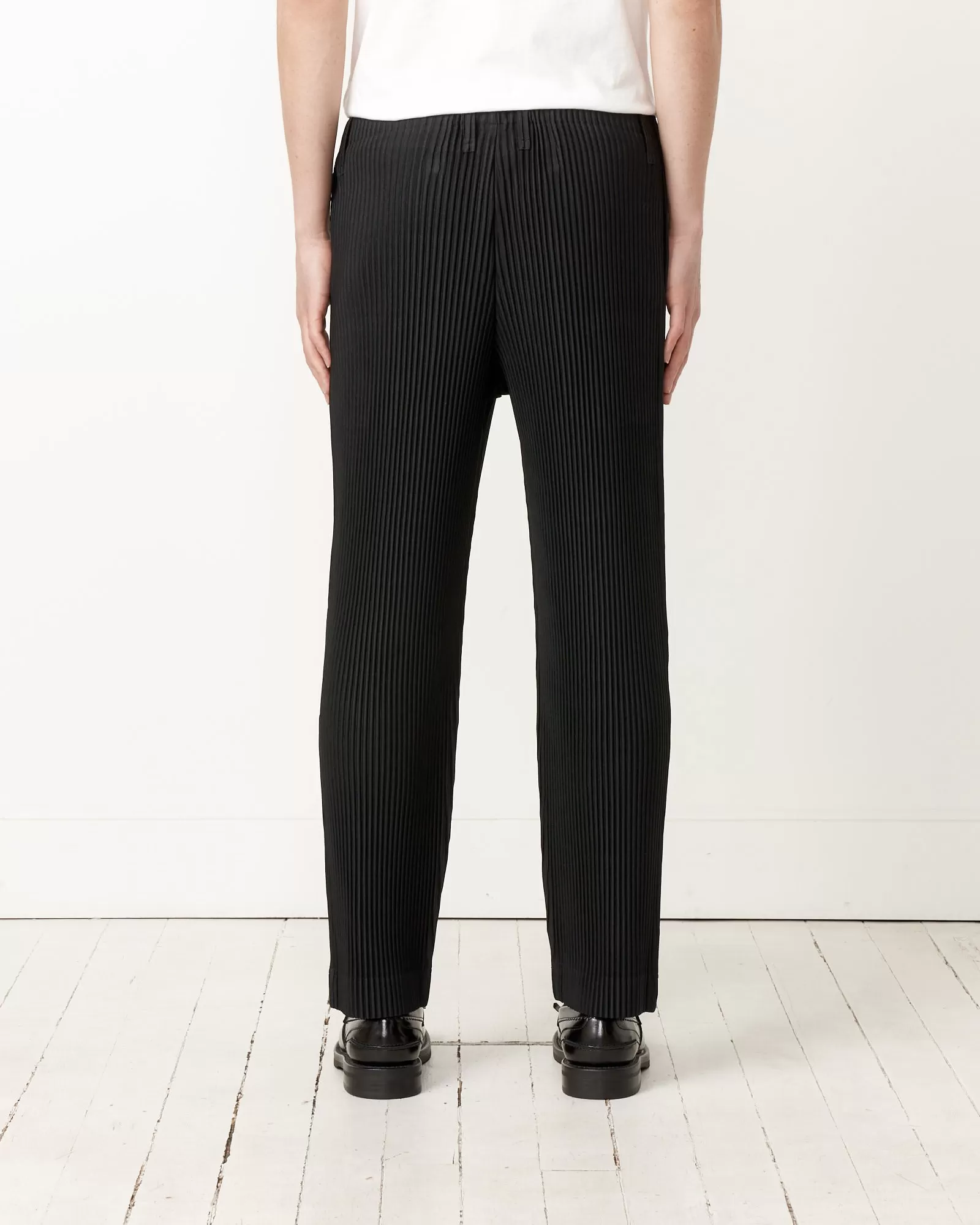 Basics Pant in Black