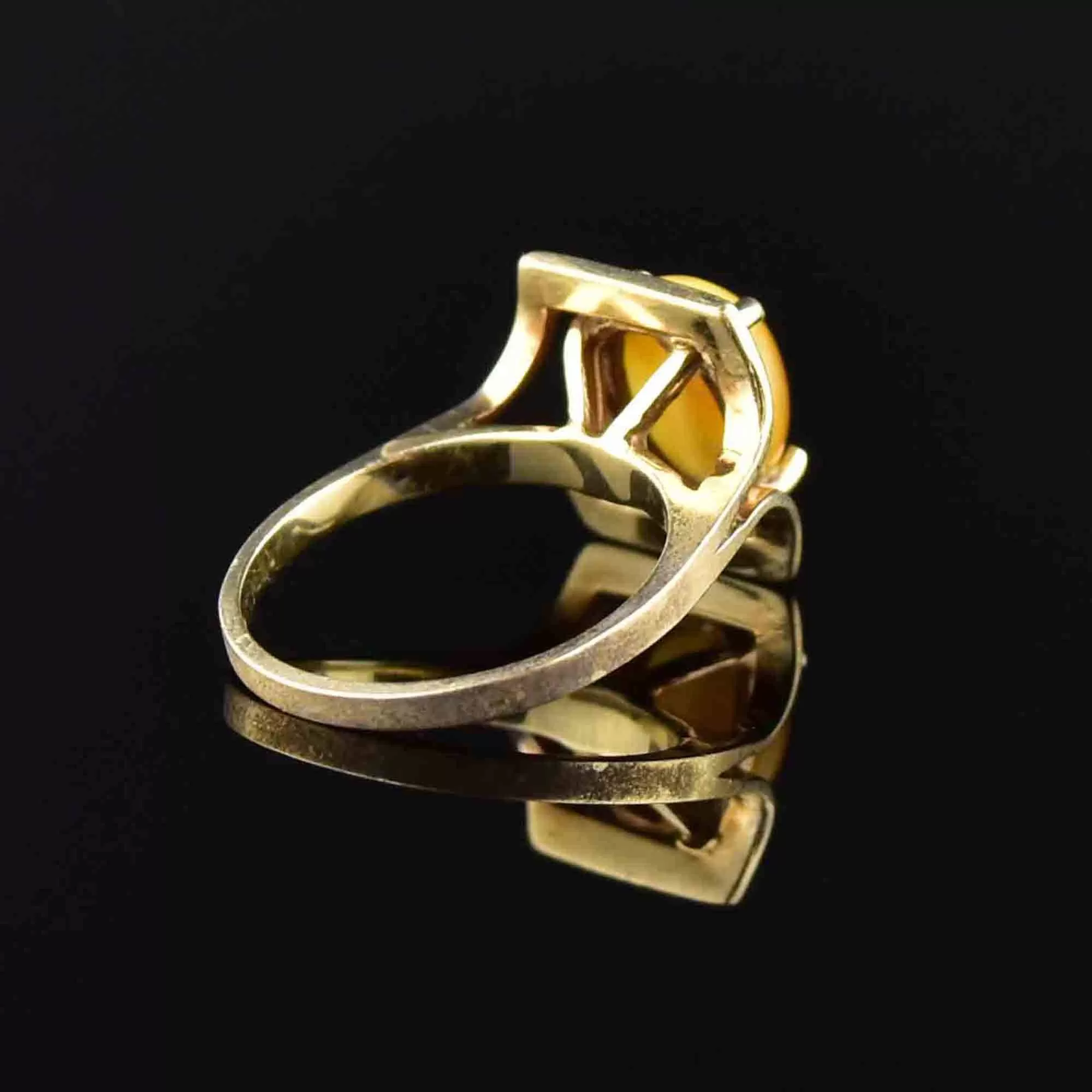 Vintage 10K Gold Cats Eye Ring